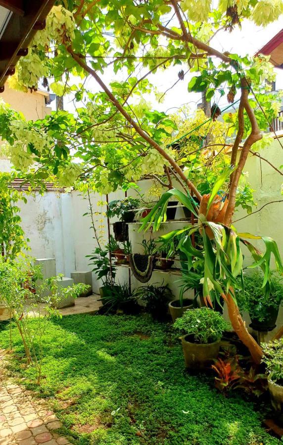היקדואה Guesthouse Kind And Love מראה חיצוני תמונה