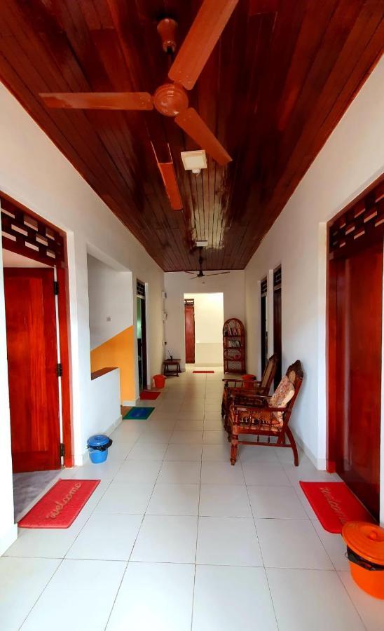 היקדואה Guesthouse Kind And Love מראה חיצוני תמונה