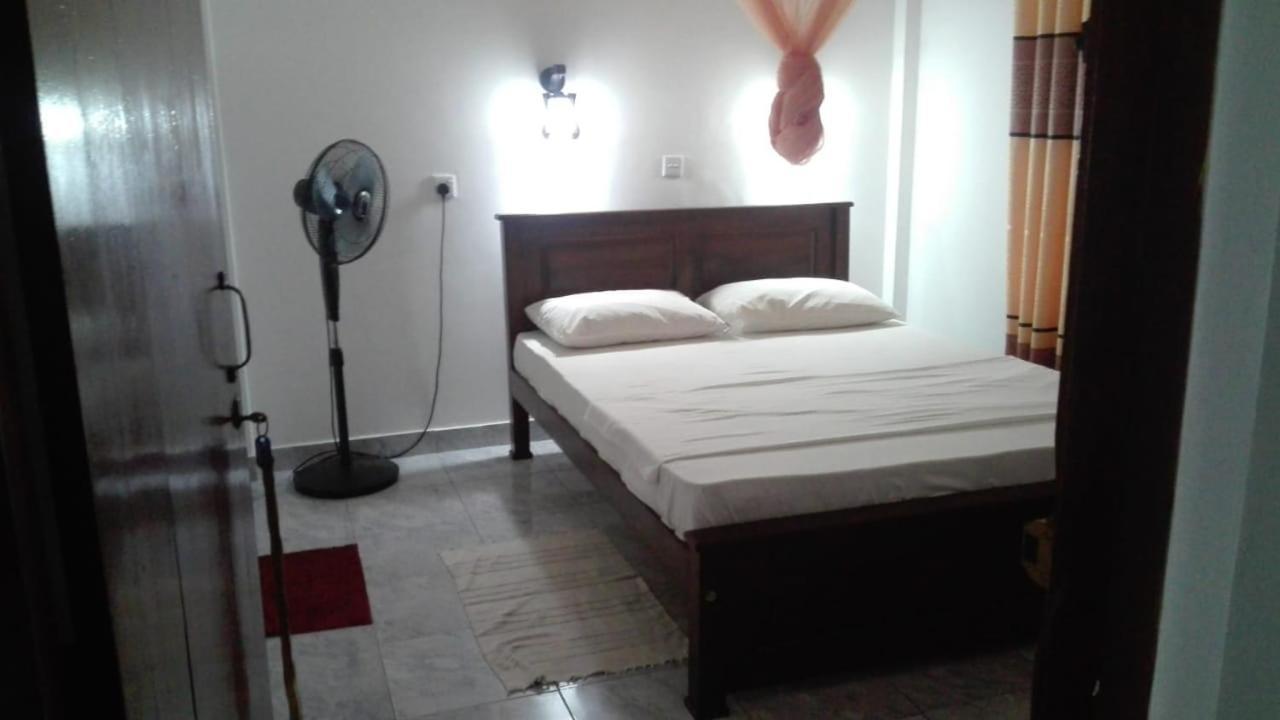 היקדואה Guesthouse Kind And Love מראה חיצוני תמונה